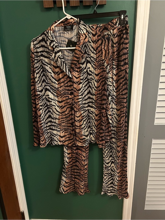 Dressed in LALA Pants - Dressed in LALA Tiger-Stripe Wide-Leg Pants Set - Brown/Black/Cream